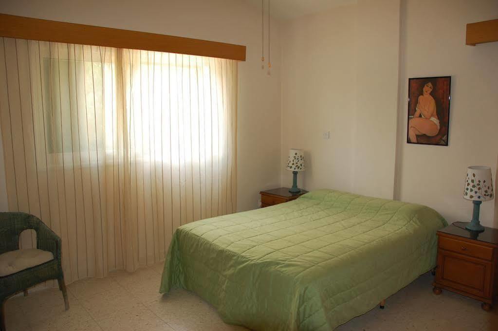 Villa Chrysanthia Polis Esterno foto
